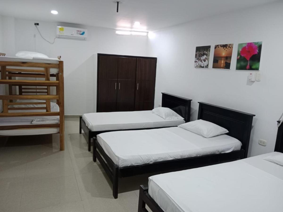 The Cantamar Beach Hostel Санта Марта Екстериор снимка